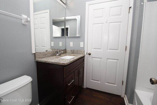 Building Photo - 1265 Luminary Cir