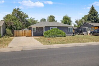 Building Photo - 805 S Tejon St