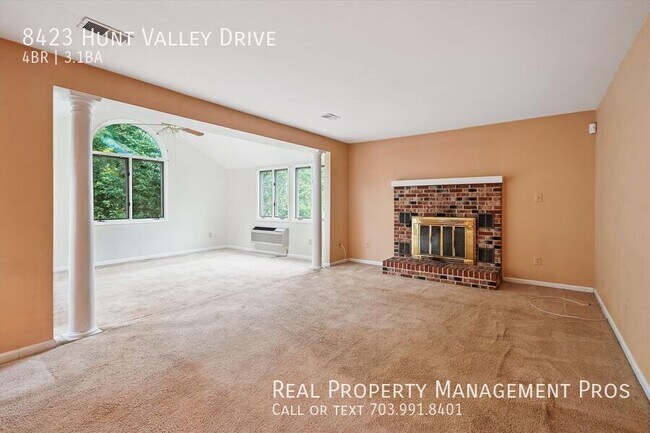 Building Photo - 8423 Hunt Valley Dr