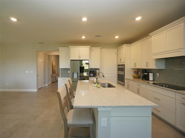 Building Photo - 22990 Scaglione Dr