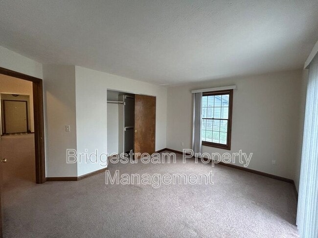 Building Photo - 1634 Tamworth Cir