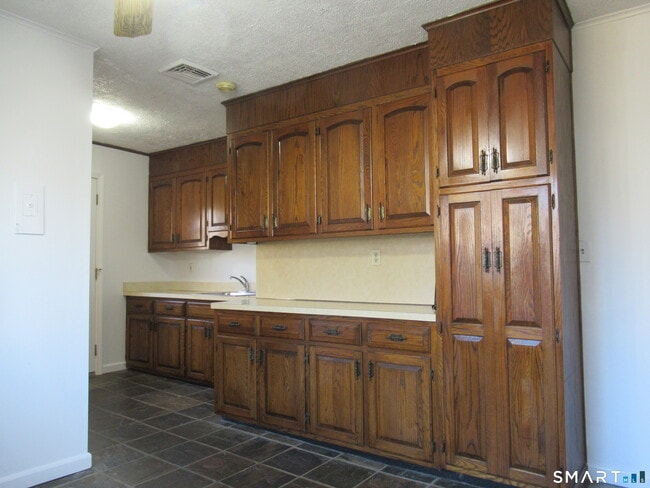 Building Photo - 74 Harvester Rd