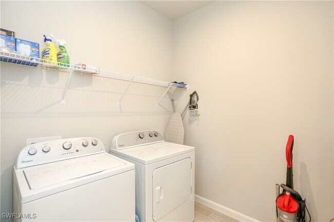 Building Photo - 4546 Arboretum Cir