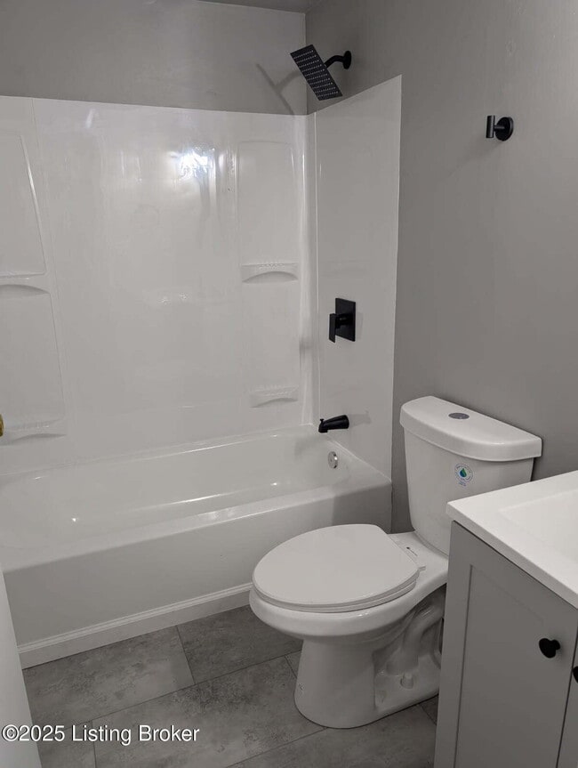 Building Photo - 3224 Springfield Dr