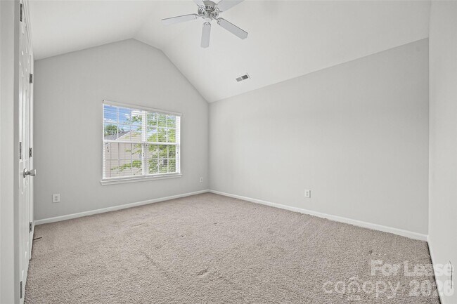 Building Photo - 2704 Piersland Drive