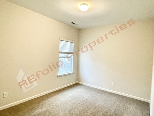 Building Photo - Gorgeous 4 Bedroom, 2.5 Bath House with Office + Loft in Arlington Meadows, Fuquay Varina, April 7!