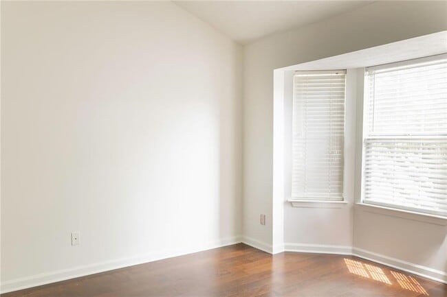 Building Photo - 340 Timber Gate Ct