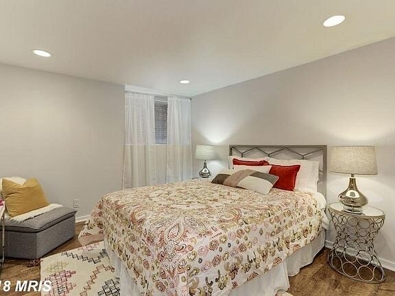 Building Photo - 629 Constitution Ave NE