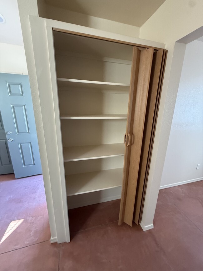 Building Photo - 1489 Church Dr