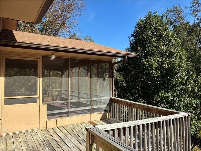 Building Photo - 1 Quantock Hills Dr