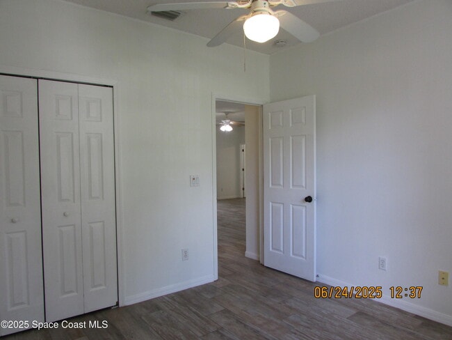 Building Photo - 4192 Collinwood Dr