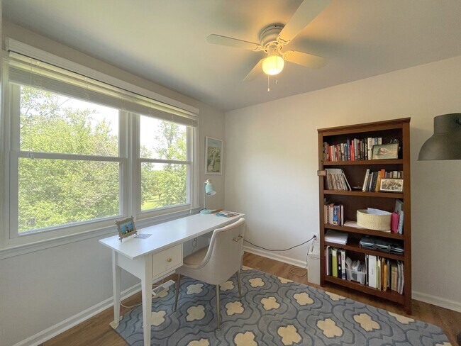 Building Photo - Leesburg Country Club 4 Bed 3.5 Bath SFH For Rent!