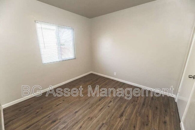 Building Photo - 22815 Grand St