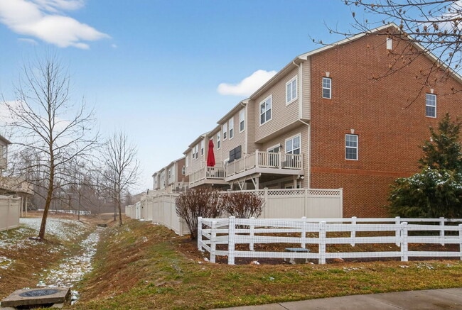 Building Photo - 11355 Sandestin Pl