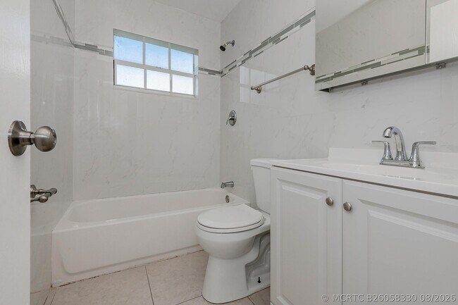 Building Photo - 8830 W Sample Rd