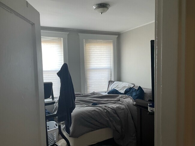 Building Photo - 110 Brainerd Rd