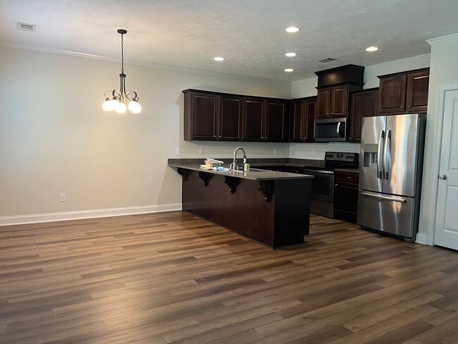 Building Photo - 742 Kensey Park Ln