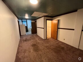 Building Photo - Studio in Downtown Salt Lake!