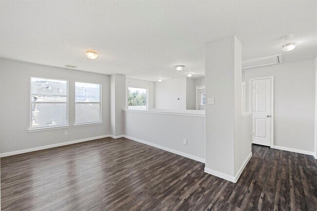 Building Photo - 26122 Parkman Grove Dr