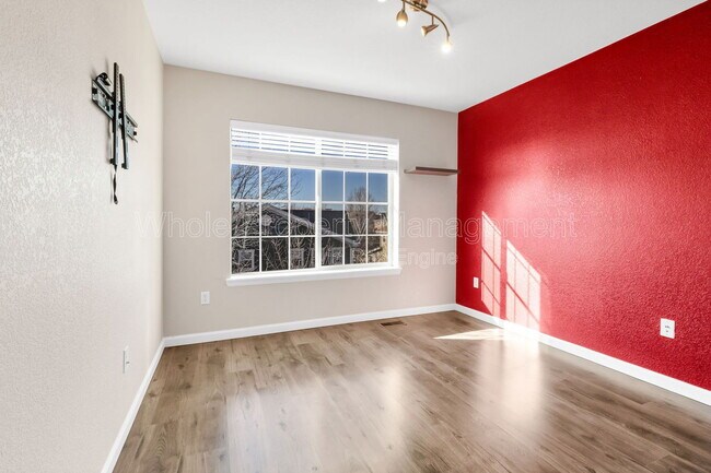 Building Photo - 2933 Central Park Blvd