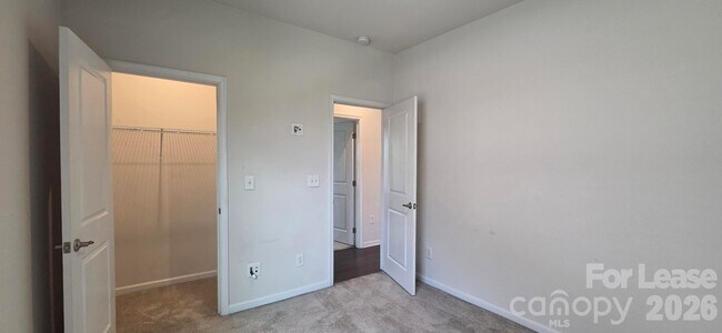 Building Photo - 7347 Raylee Ave SW