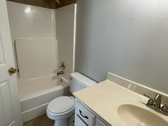 Building Photo - 6179 Cherokee Dr