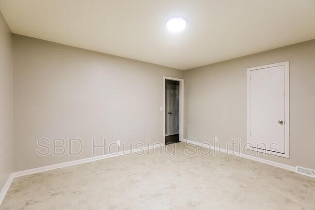 Building Photo - 11502 Anderson St