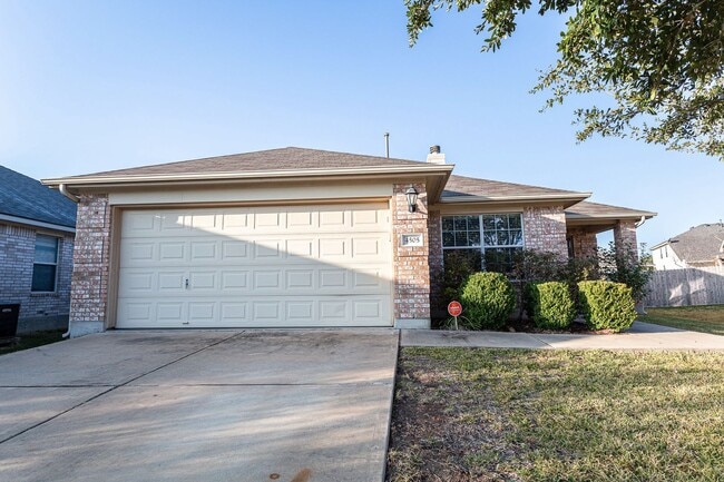 Building Photo - 4505 Hees Ct