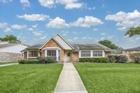 Building Photo - 11926 Waldemar Dr