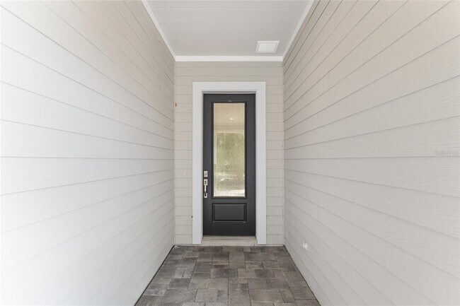Building Photo - 11890 SW 33rd Ln