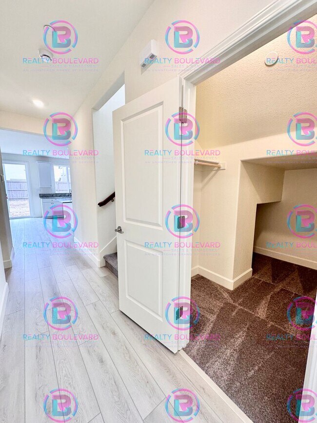 Building Photo - Modern Elegance: Stunning  New 4-Bedroom Home with Chef’s Kitchen & Dual Living Spaces