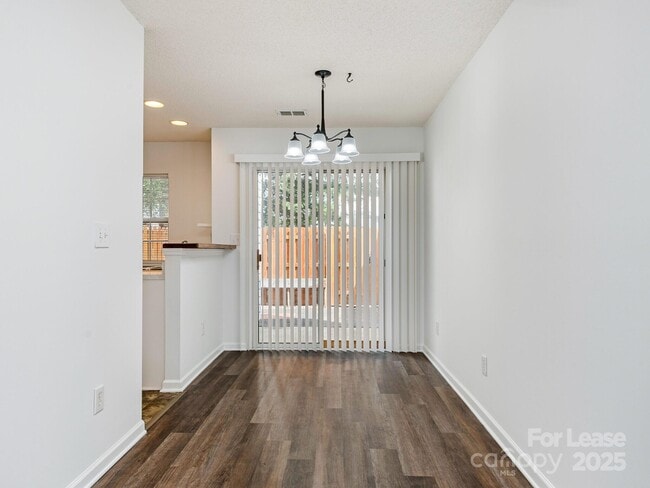 Building Photo - 2223 Cigar Ct