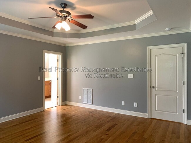 Building Photo - 1005 Hadley Meadows Dr