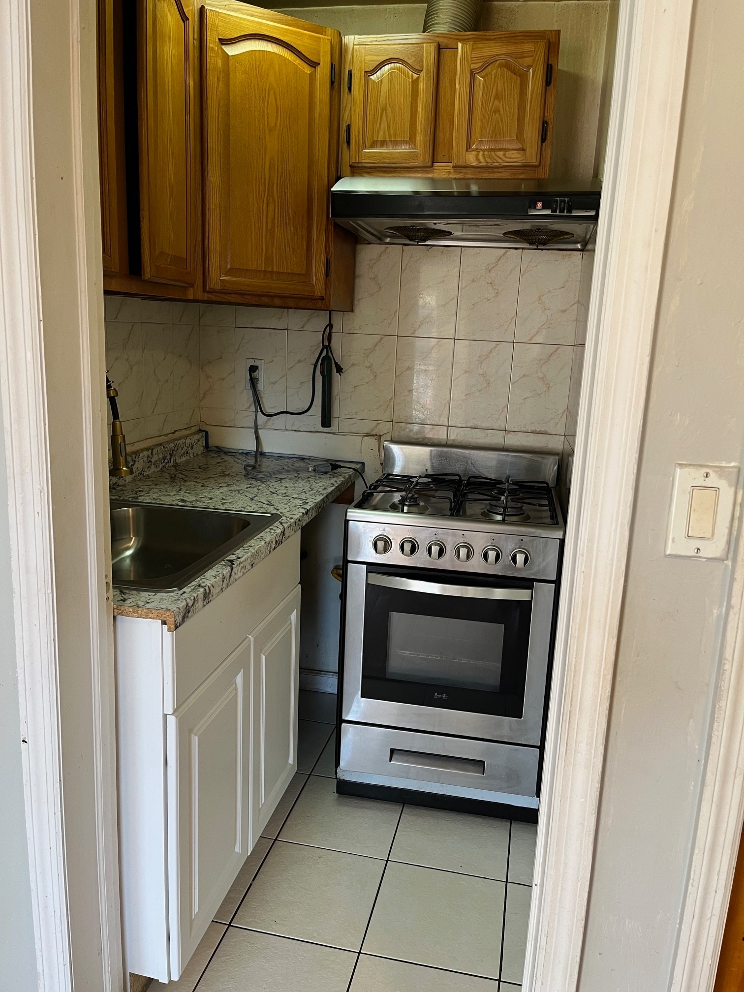 Building Photo - 2732 12th St