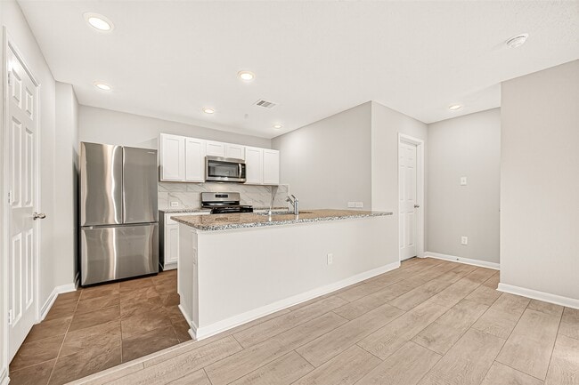 Building Photo - 20931 Teocalli Dr