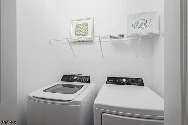 Building Photo - 14081 Pine Lodge Ln