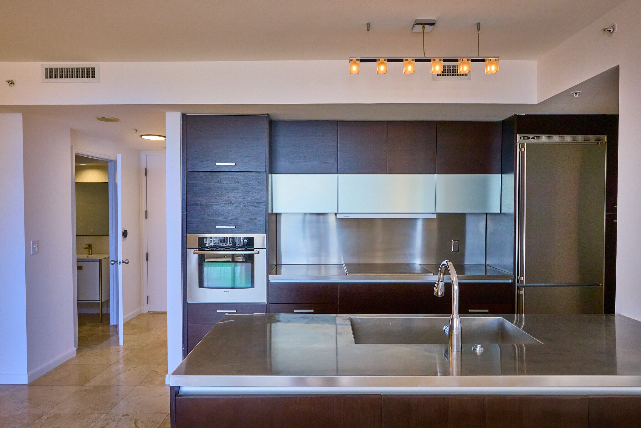 Building Photo - 848 Brickell Key Dr