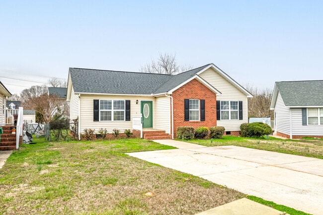 Building Photo - 912 Lyme Brook Ln