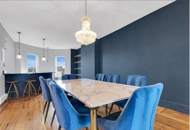 Building Photo - 526 Columbus Ave