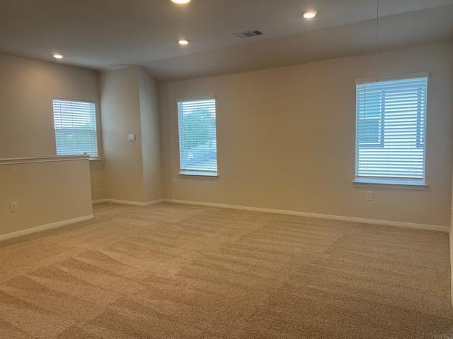 Building Photo - 311 Town Lk Bnd