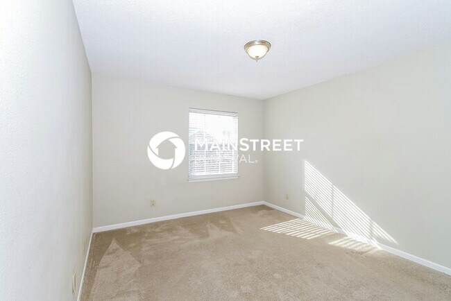 Building Photo - 4 Bedroom Pet-Friendly Home in Franklin, I...