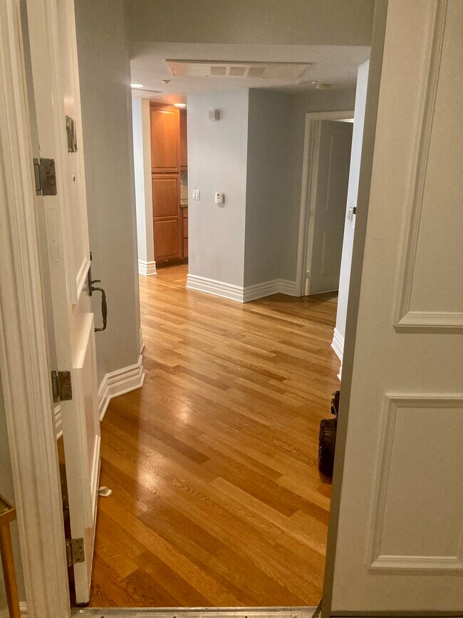 Entry to the Unit - 1337 Wellesley Ave