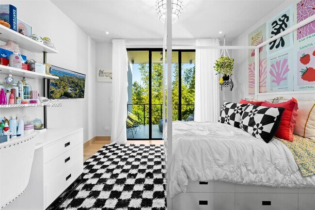 Building Photo - 8625 NE 10th Ave