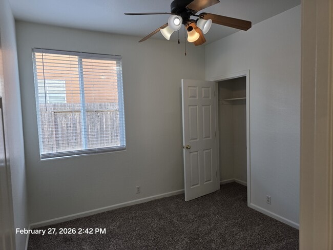 Building Photo - 6905 Loheit Way