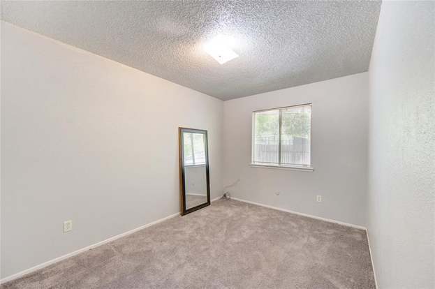 Building Photo - 23419 Summer Pine Dr