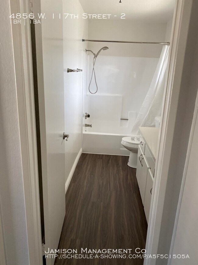 Building Photo - 4856 W 117th St