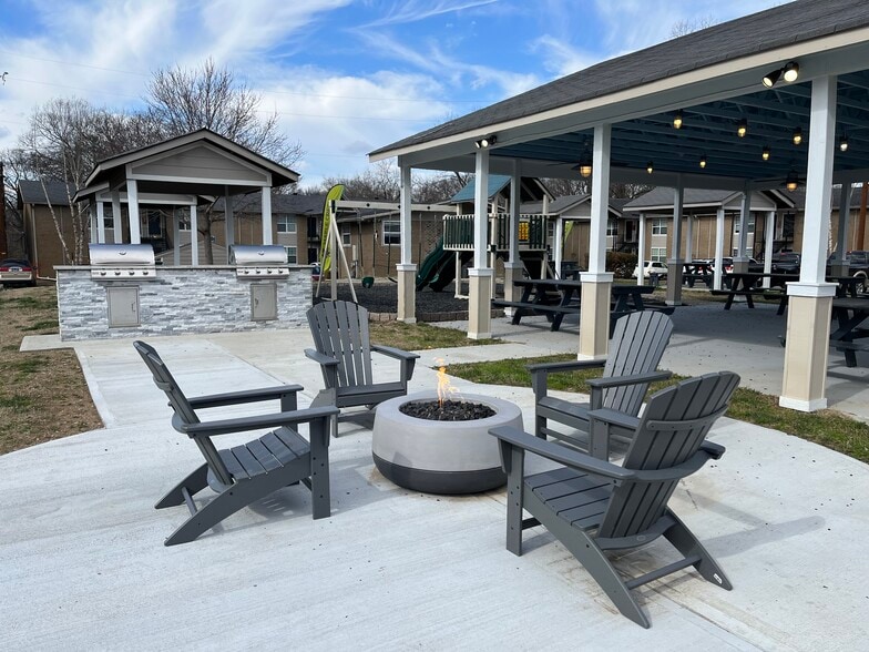 Maple Creek Apartments 2706 Glenrose Ave Nashville TN 37210