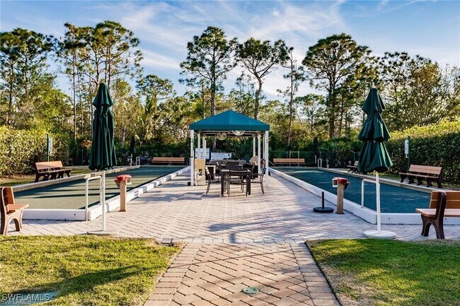 Building Photo - 1511 Whispering Oaks Cir