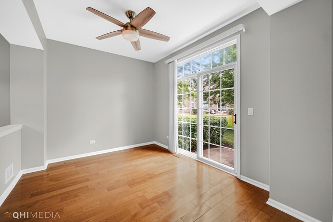 Building Photo - 2047 Ivy Ridge Dr