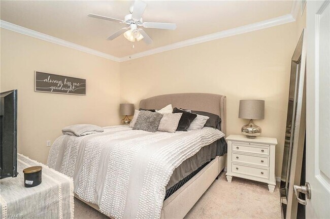 Building Photo - 9731 Acqua Ct